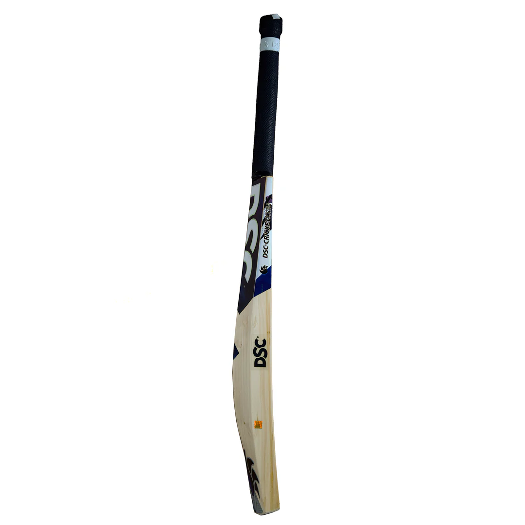 DSC Blak 200 English Willow Bat 3 DSC Blak 200 English Willow Bat - Image 3