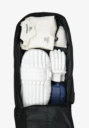 Shrey Meta Duffle 120 Wheelie Cricket Kitbag 2 Shrey Meta Duffle 120 Wheelie Cricket Kitbag - Image 2