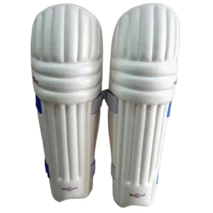 The Morrant Super Ultralite is the classic choice for players who prioritize mobility and speed. It is the lightest pad in the range and perfect for most competitive club players.