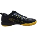Yonex Blaze-4i court shoes in Black/Gold, highlighting the hexagonal grip pattern and reinforced toe area.