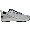 Yonex Blaze-4i court shoes in Black/Gold, highlighting the hexagonal grip pattern and reinforced toe area.