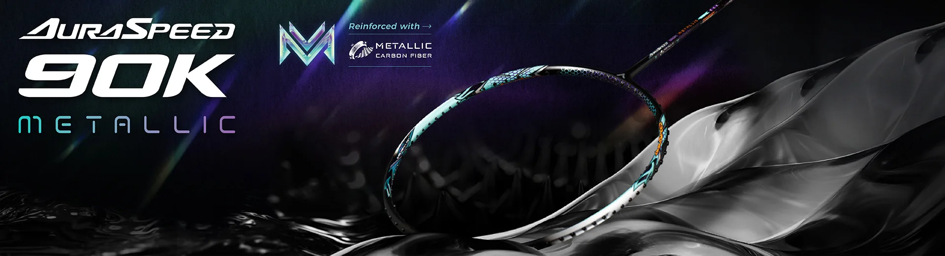 Victor Auraspeed 90K Metallic in Pale Turquoise with metallic carbon shaft and classic wooden handle.