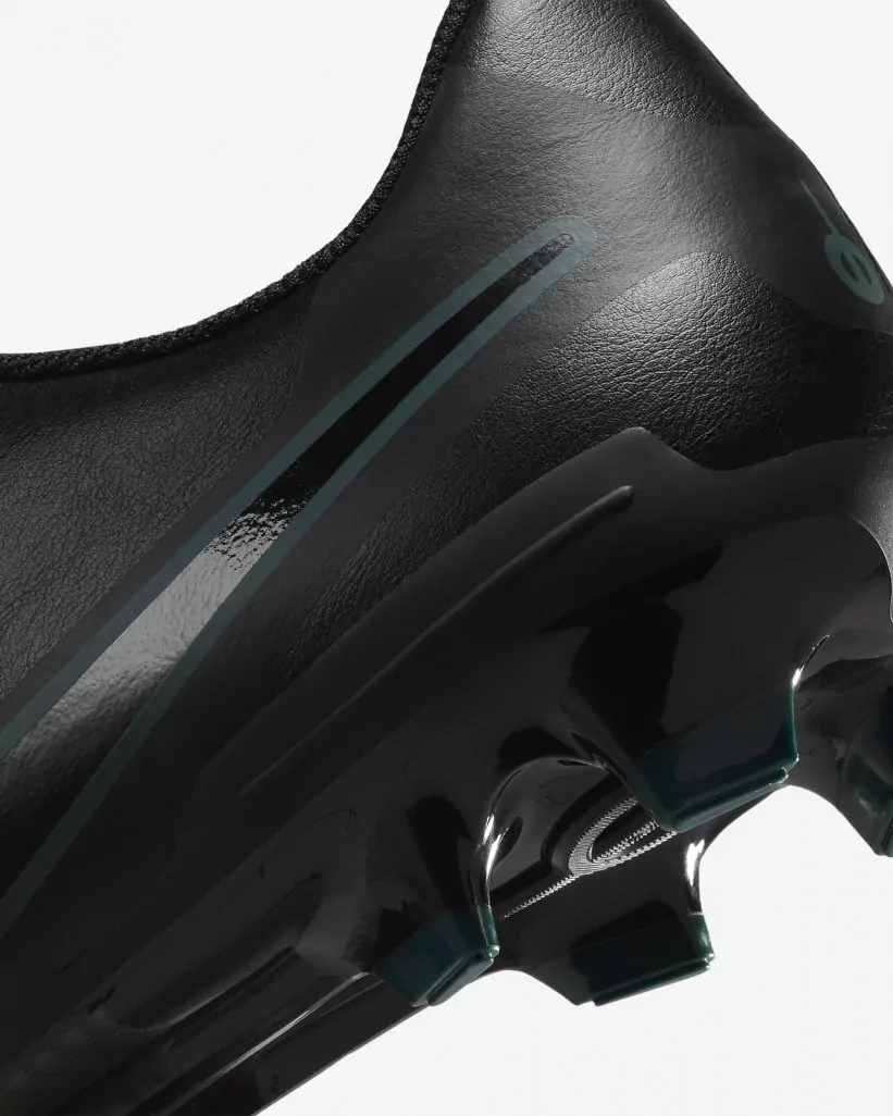 Nike Football Footwear Legend 10 Club Fg/Mg Black DV4344 002 - Image 3